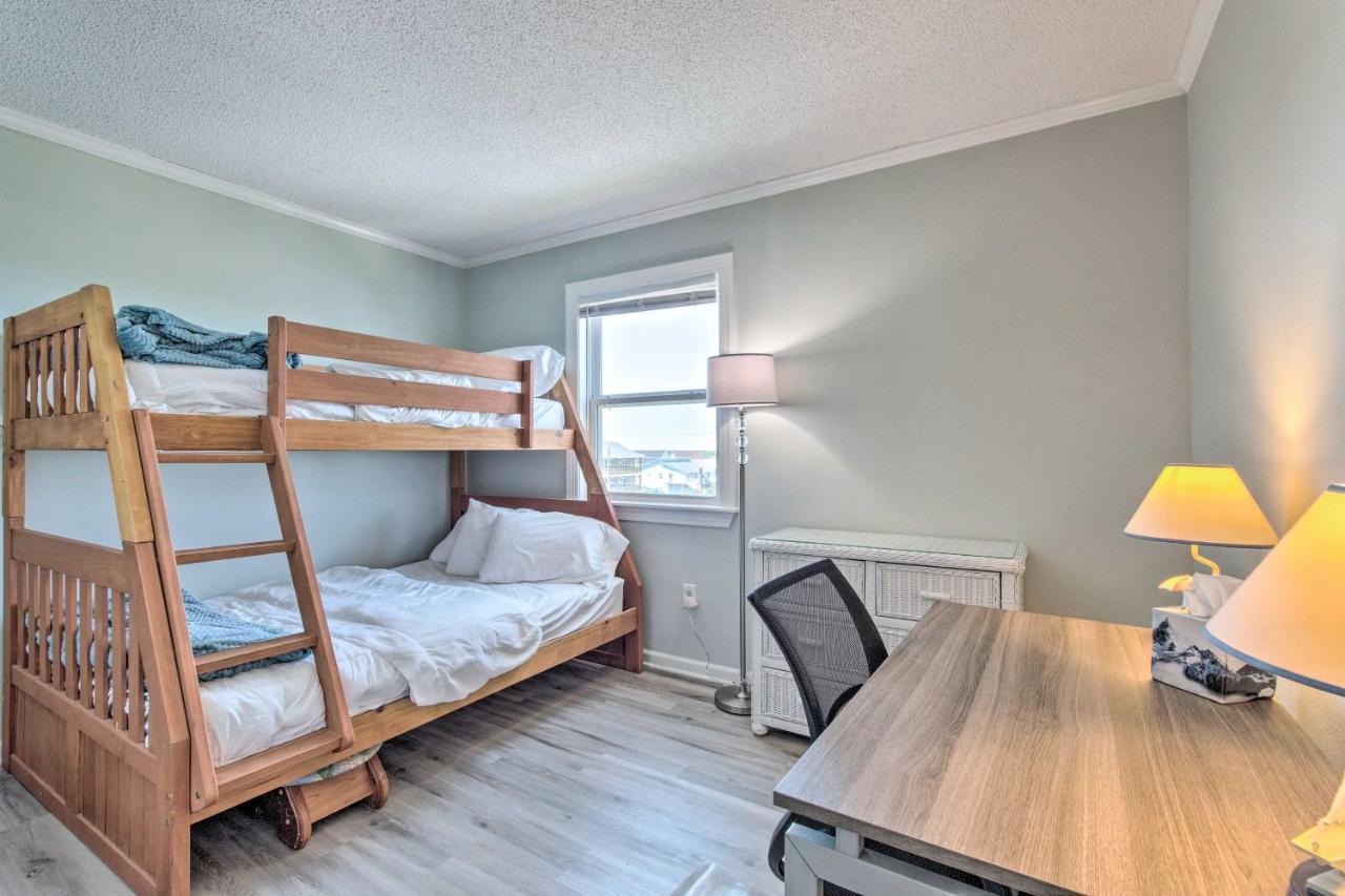 Convenient Retreat With Balcony And Ocean Views! North Topsail Beach Exterior photo