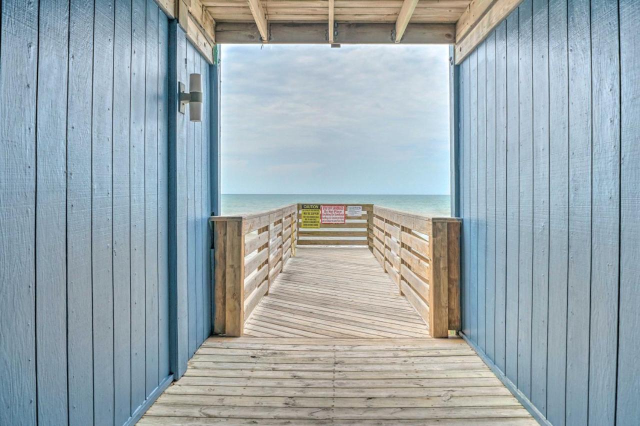 Convenient Retreat With Balcony And Ocean Views! North Topsail Beach Exterior photo